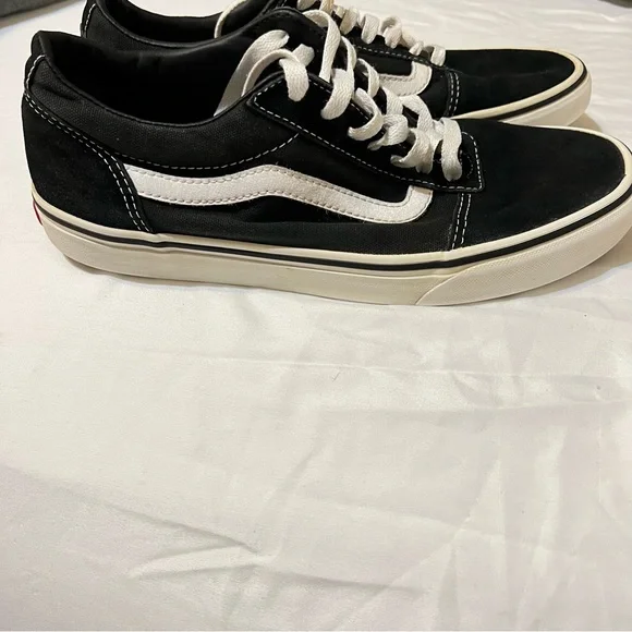 Vans men’s tennis shoes black/white size 8.5 - Picture 12 of 12